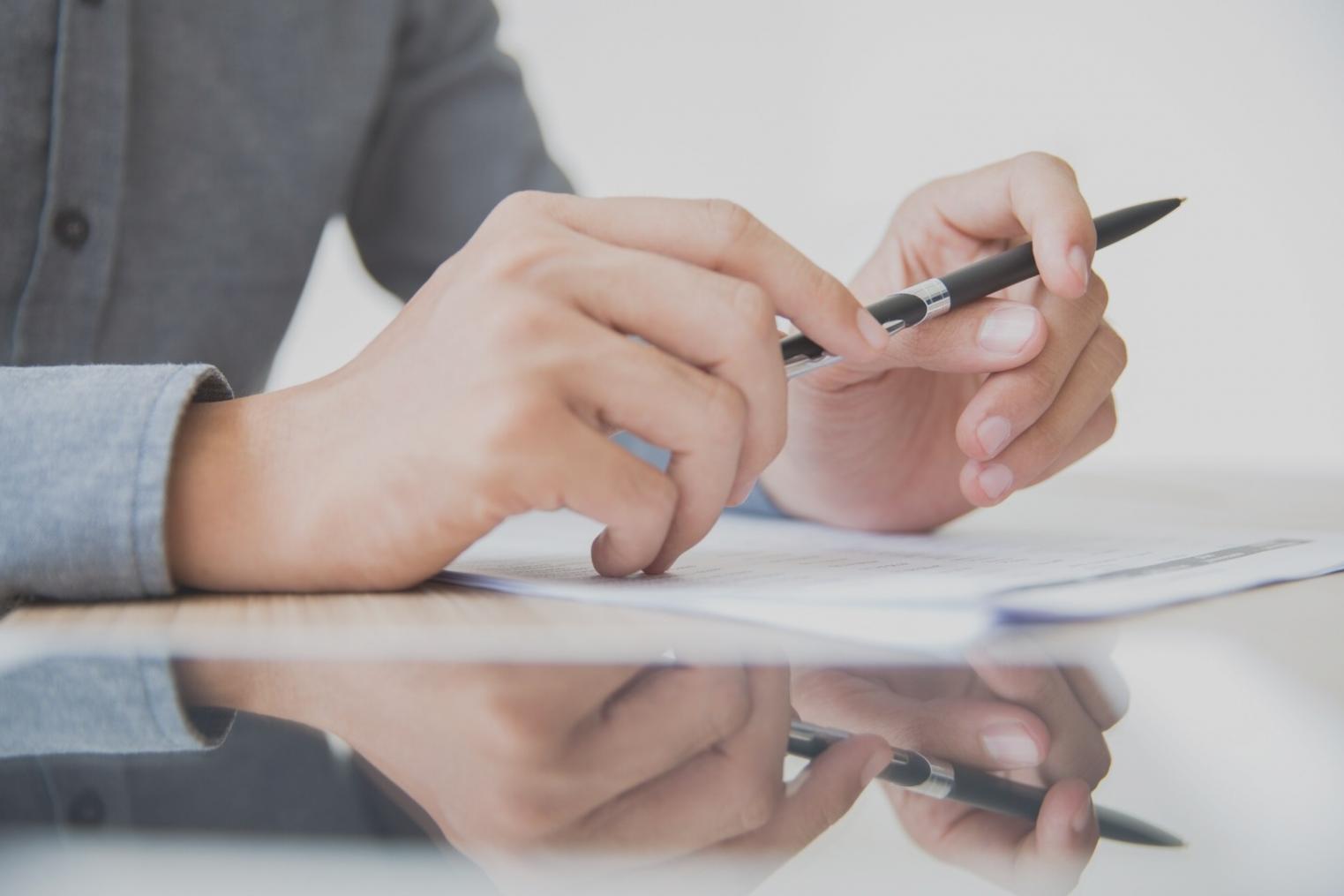 Outils d'analyse financière et calculateurs d'investissement
